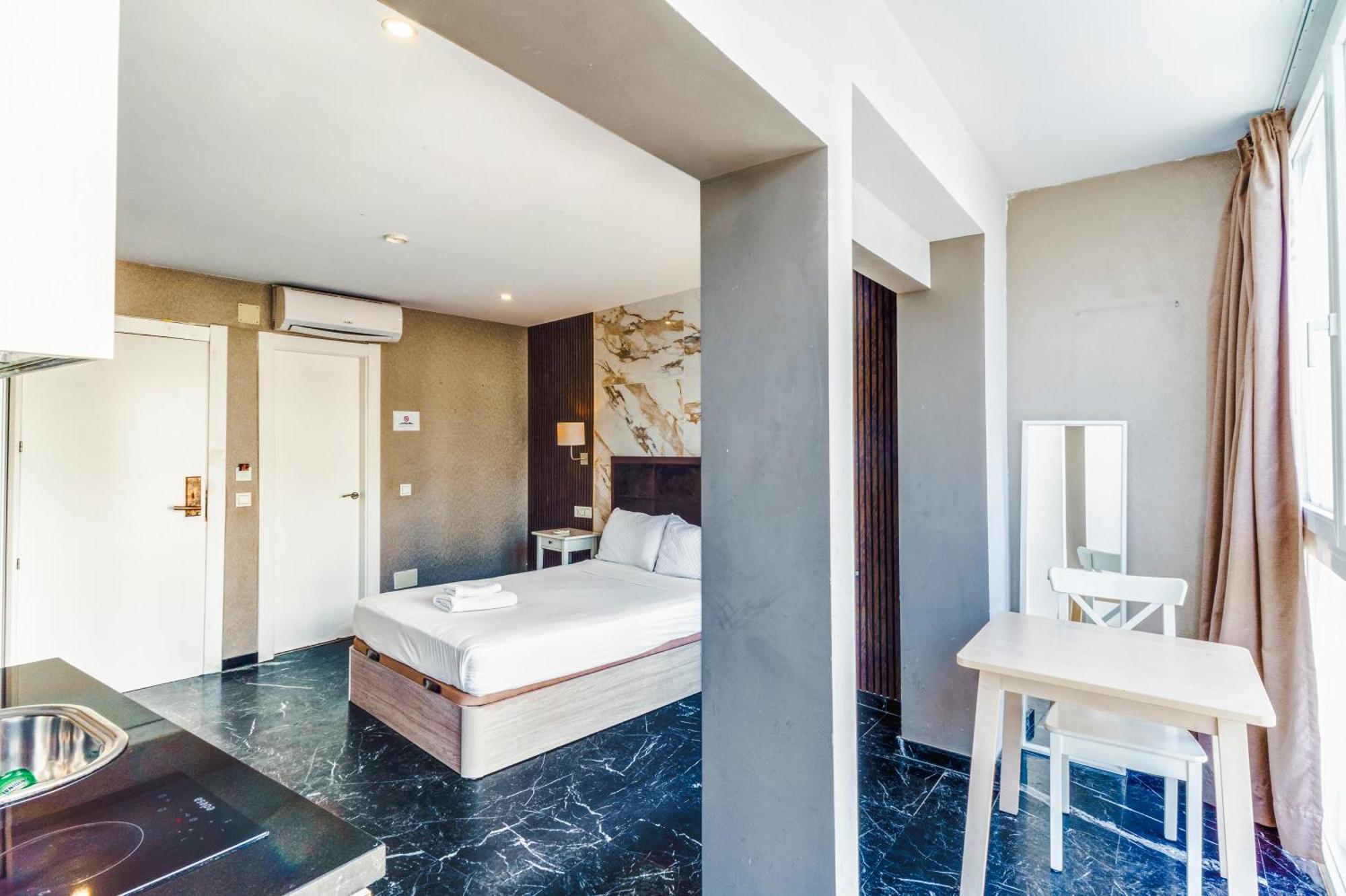 Apartemen Costa Star Light