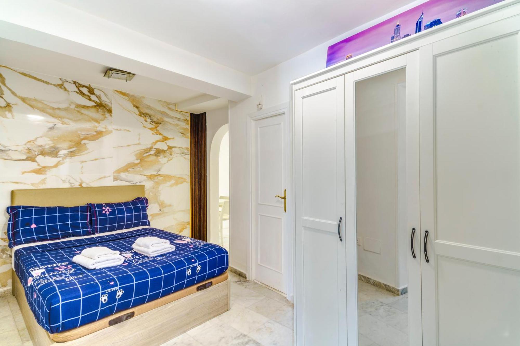 Apartemen Costa Star Light *